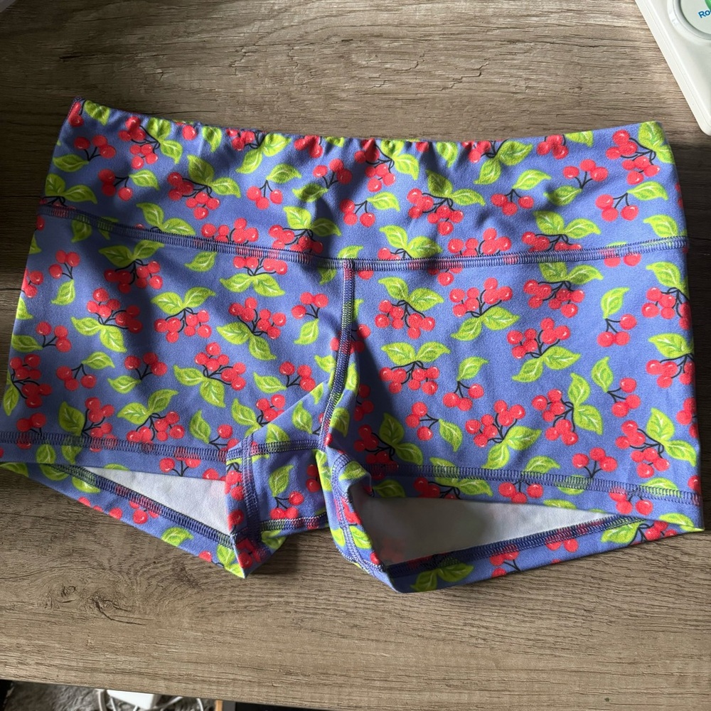 EUC FLEO Cherry Crossfit Running Shorts (Large